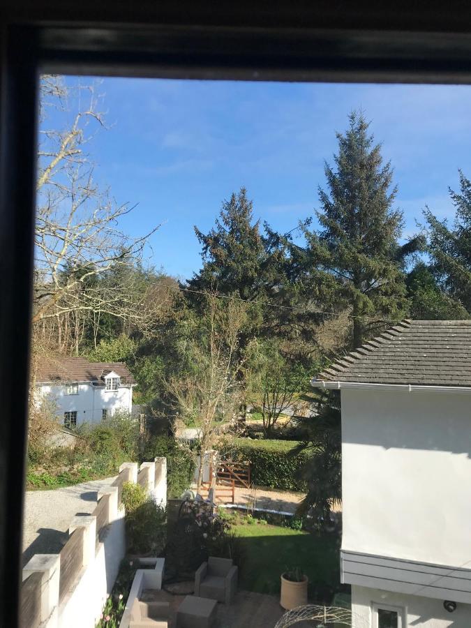 Winnie'S Corner - Self Contained Within The Grounds Of Another Property, In An Idyllic Wooded Setting Carlyon Bay Εξωτερικό φωτογραφία